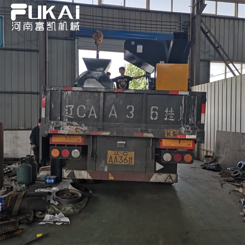 富凱塑料鋼粉碎機發貨陜西榆林